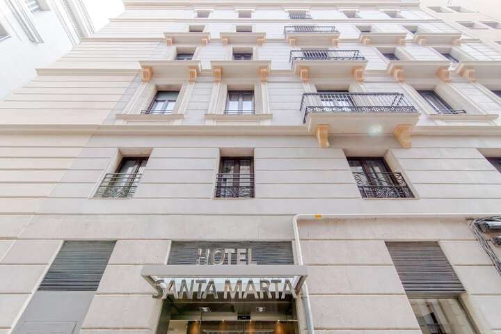 Hotel 60 of 62