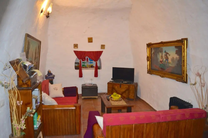 Room 3 of 13