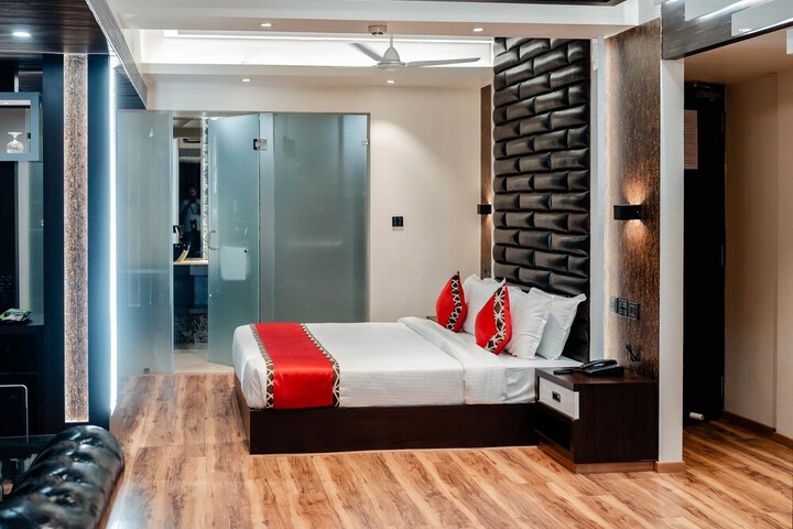 Room 21 of 74