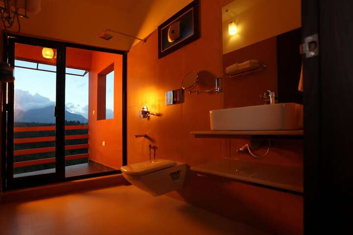 Room 17 of 59