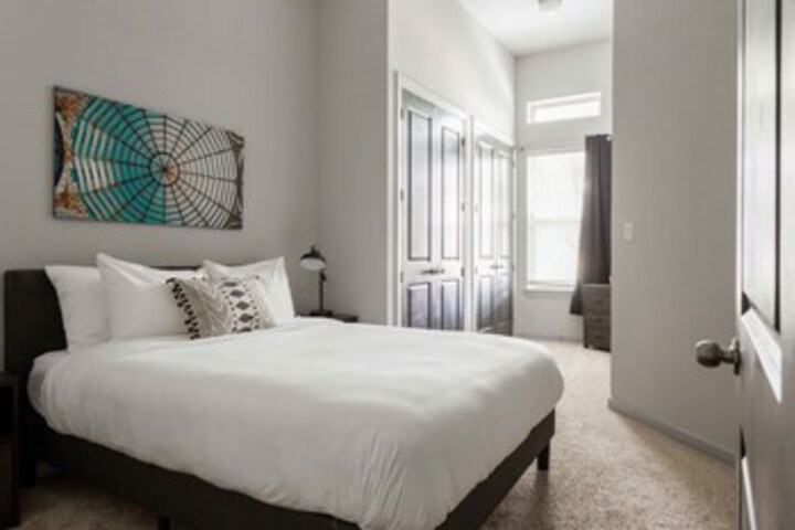 Room 18 of 21