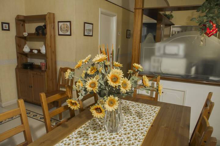 Dining Photos