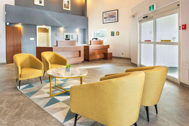 Lobby Entry