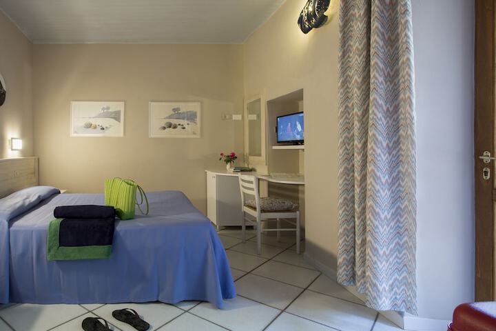 Room 16 of 45