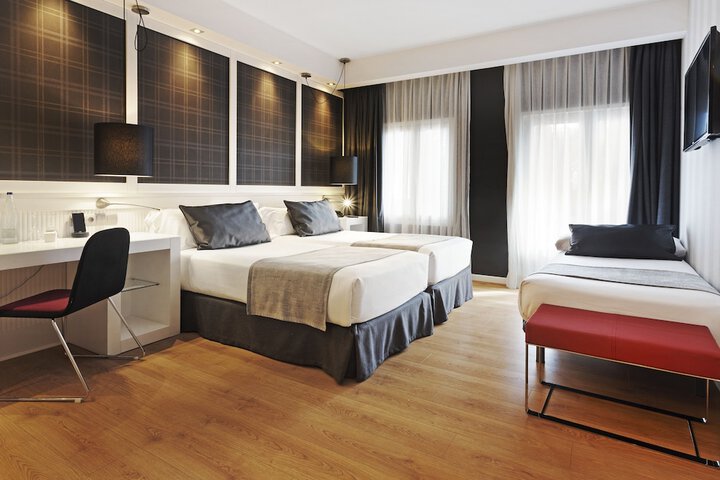 Room 12 of 88