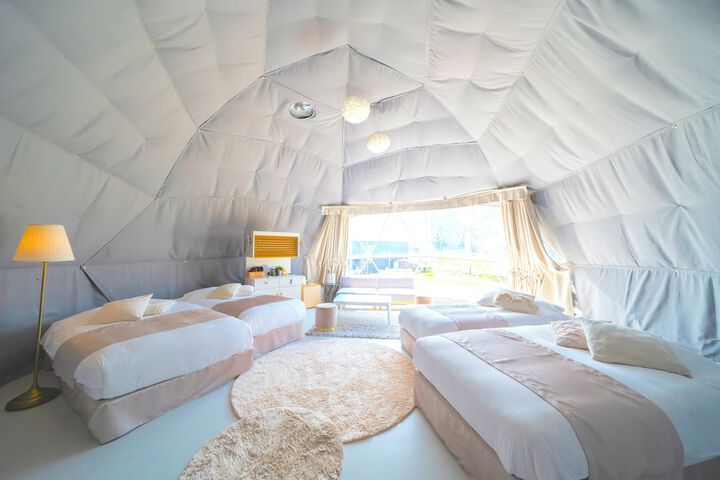 Room 35 of 53