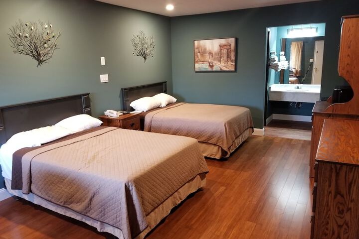 Room 8 of 37