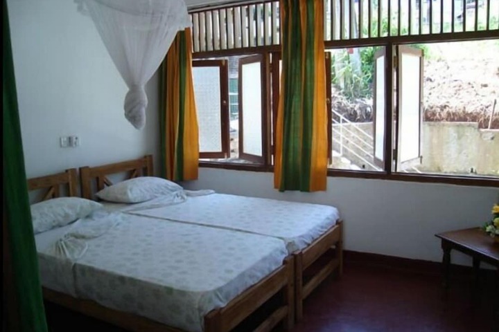 Room 18 of 51