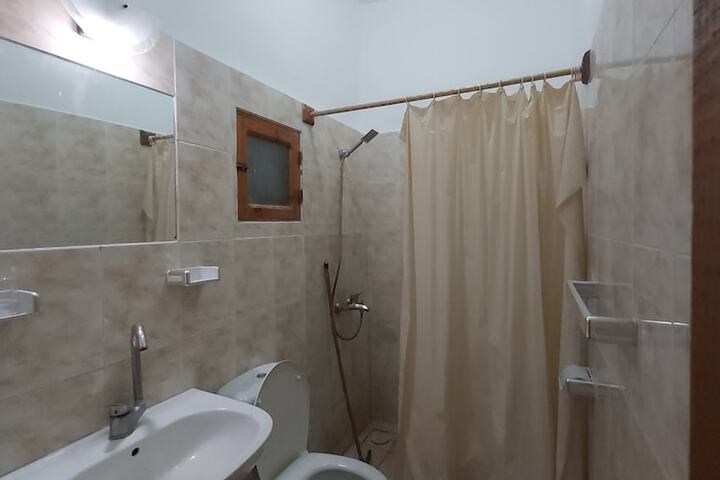 Room 20 of 24