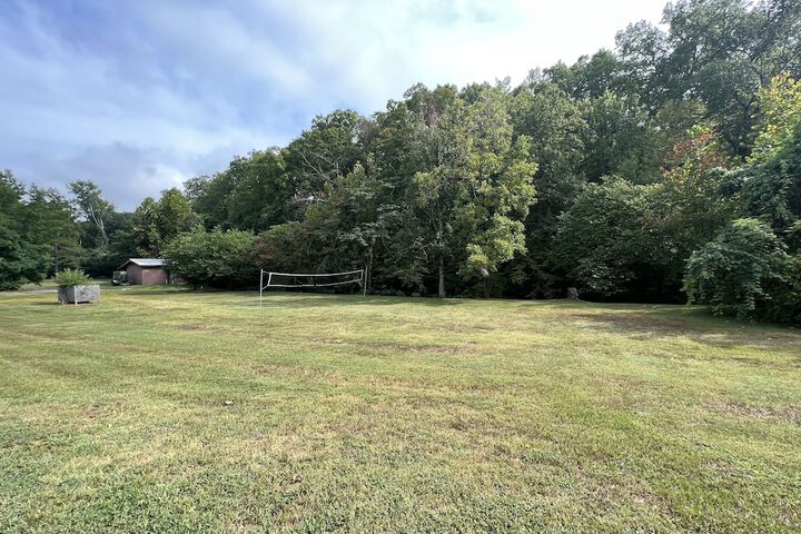 Property Grounds 23 of 31