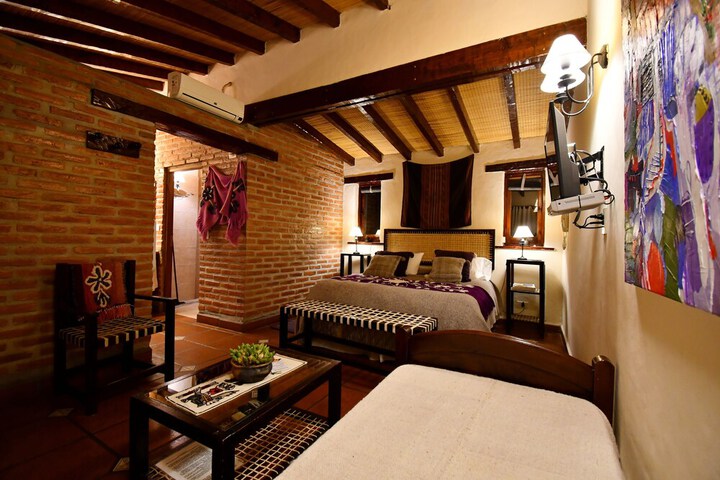 Room 6 of 21