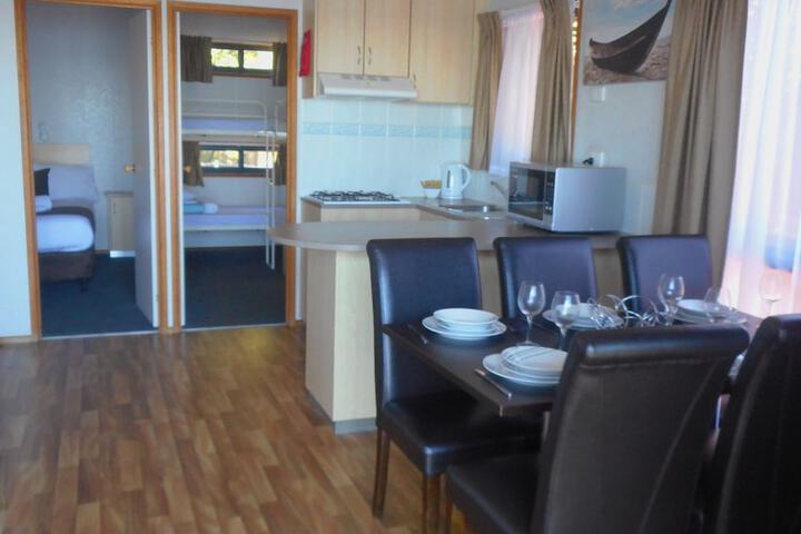 Room 17 of 28