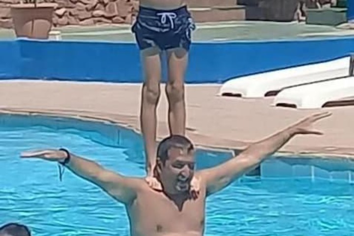 Pool 13 of 24