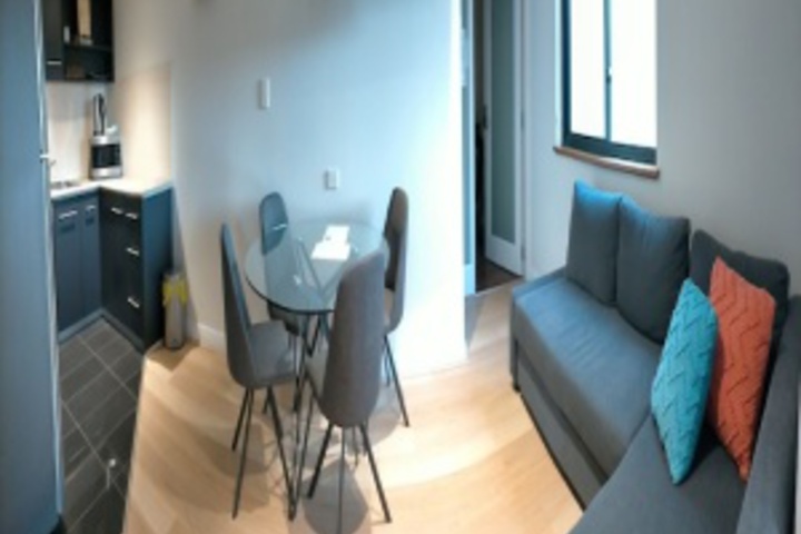 Room 225 of 420
