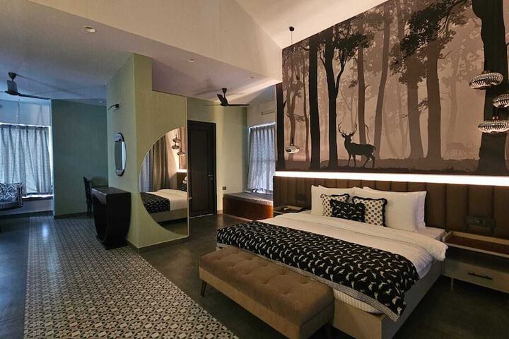 Room 12 of 60