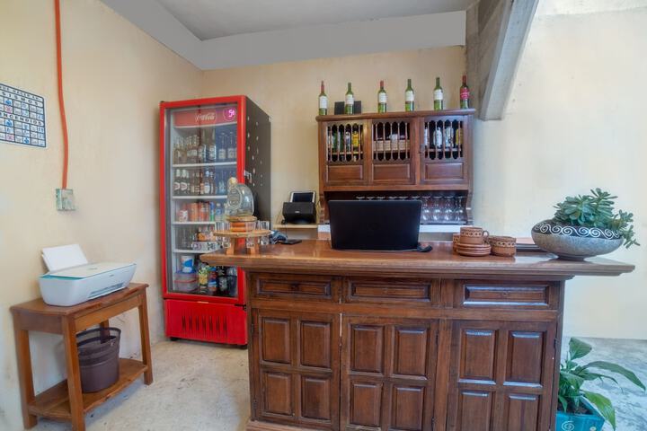 Lounge 120 of 172