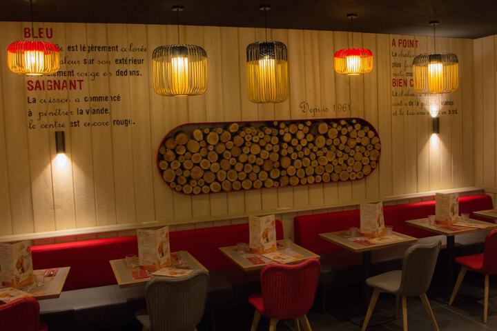 Dining 42 of 88