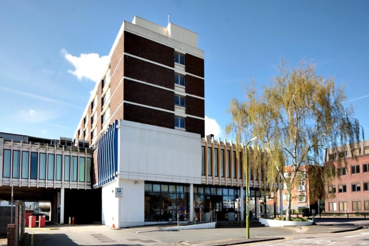 THE QUARTERS WATFORD