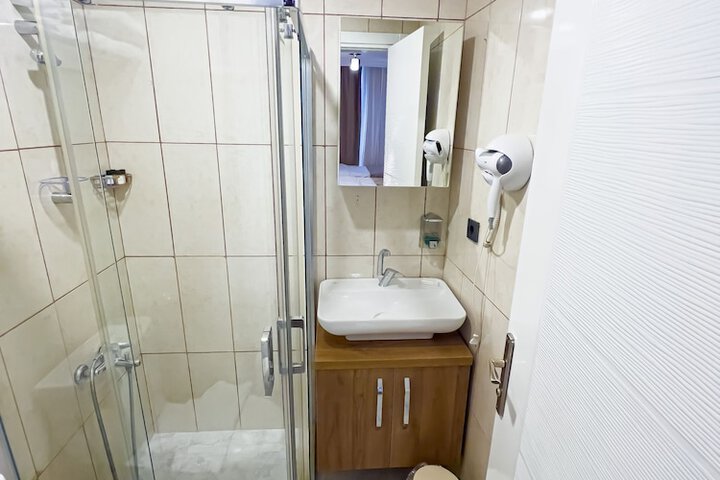 Room 21 of 23