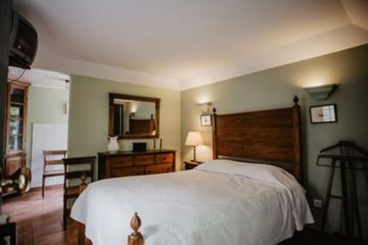 Room 21 of 80
