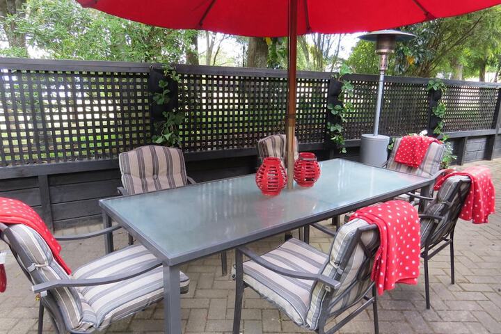 Terrace/Patio 13 of 36