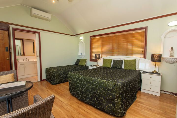 Room 27 of 67