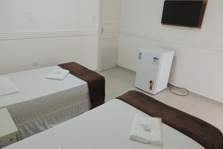 Room 13 of 107