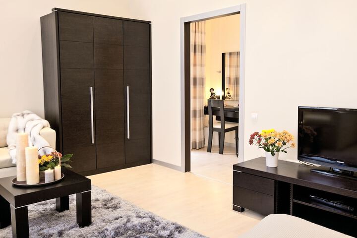 Room 32 of 53