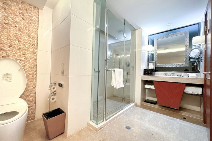 Room 20 of 85