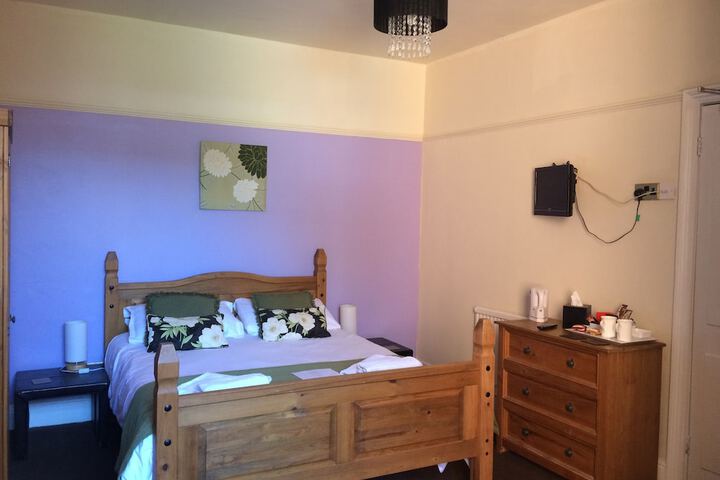 Room 14 of 35