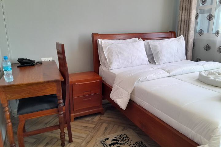Room 43 of 74