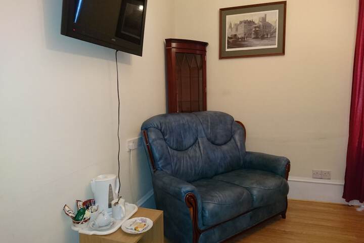 Room 18 of 25