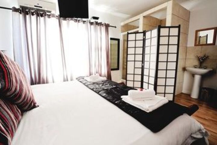 Room 16 of 40