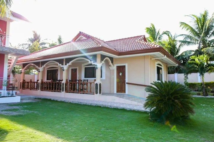 RedDoorz Plus at Luzmin BH Lodging House