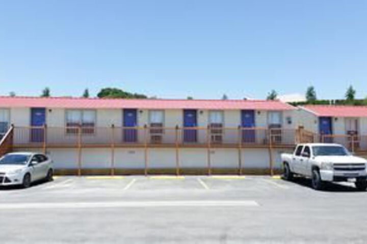 Hotel 3 of 6
