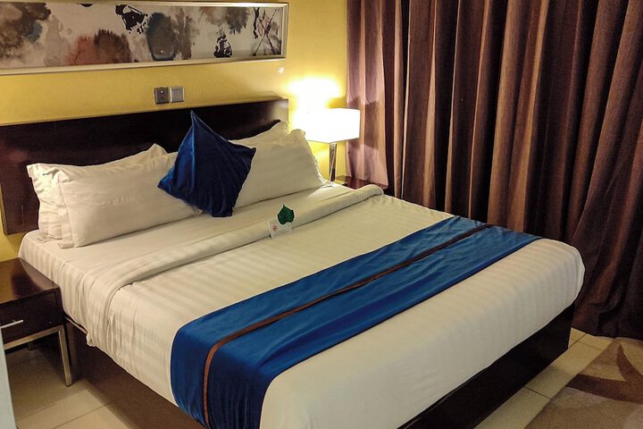 Room 8 of 47