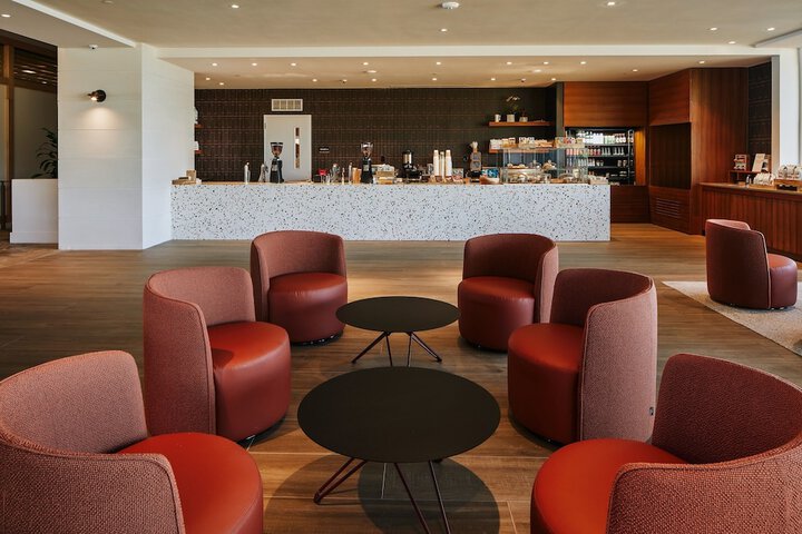 Coffee shop