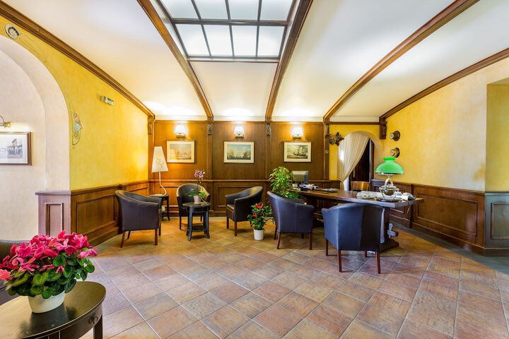 Hotel Lobby