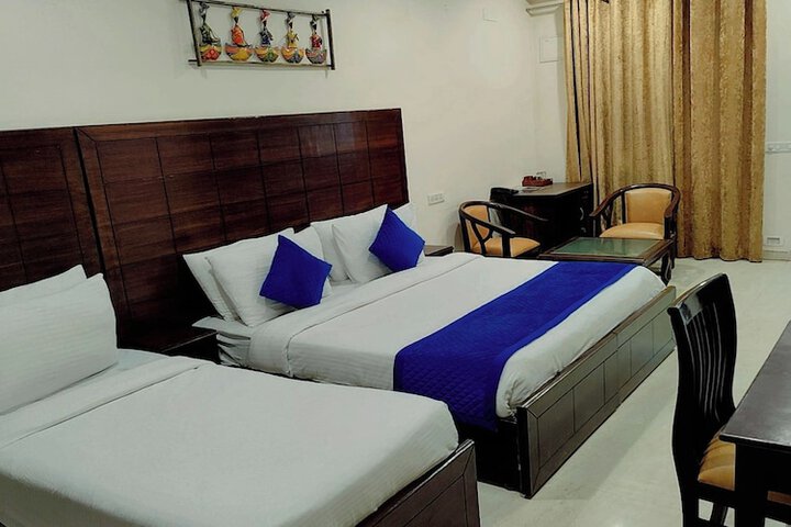 Room 14 of 38
