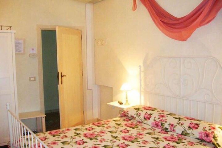 Room 4 of 47