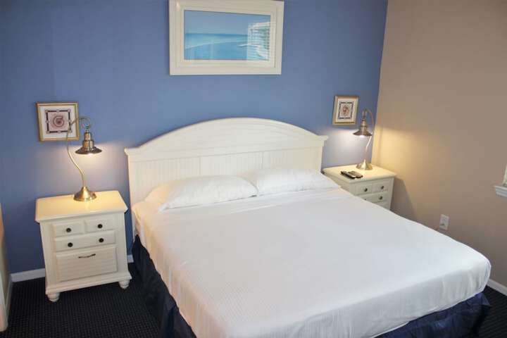 Room 3 of 16