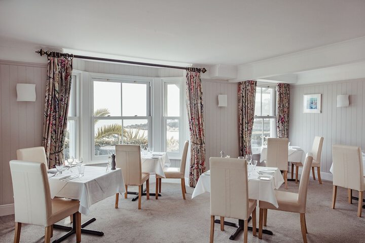 Dining 69 of 83