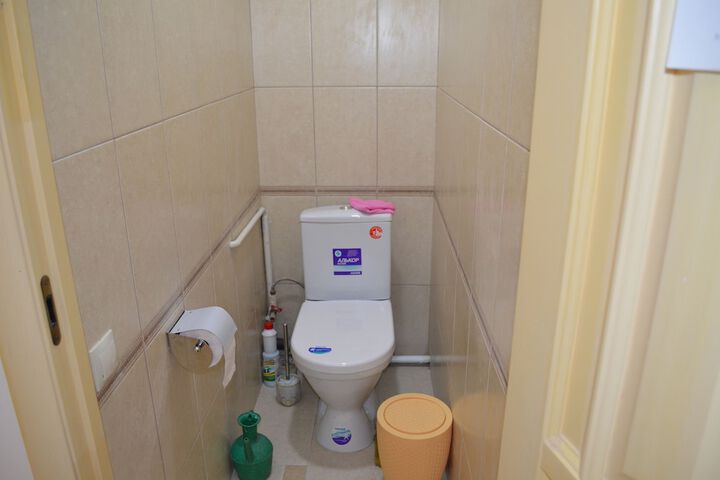 Room 6 of 20