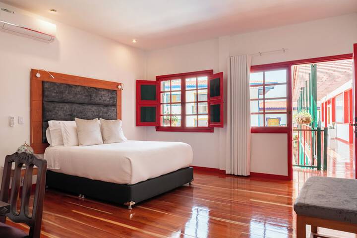 Room 22 of 103