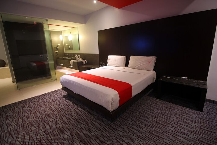 Room 12 of 42