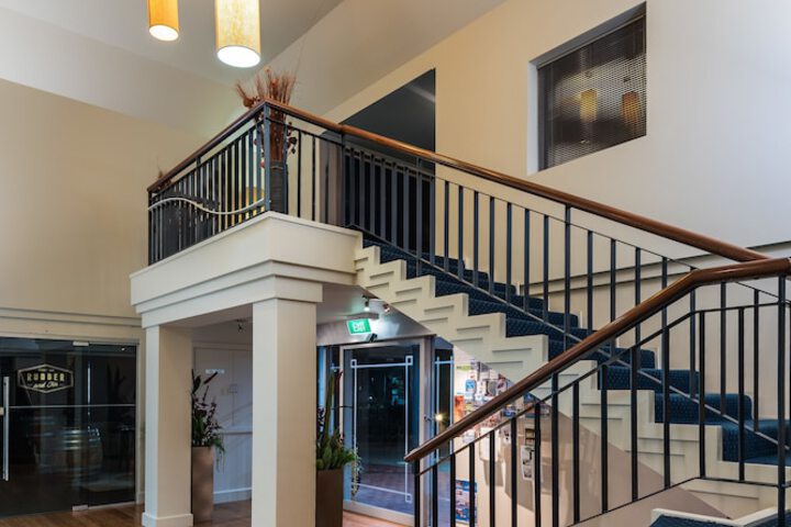 Guest Lobby
