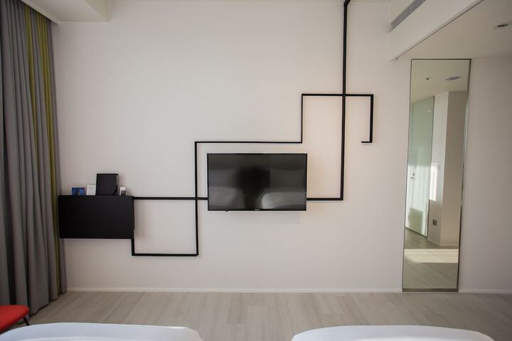 Room 28 of 85