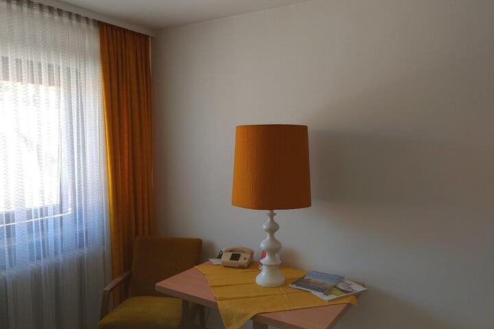 Room 12 of 47