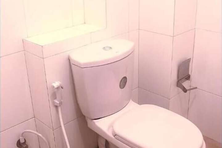 Room 16 of 23