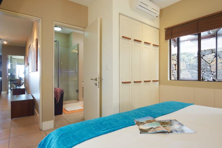 Room 21 of 53